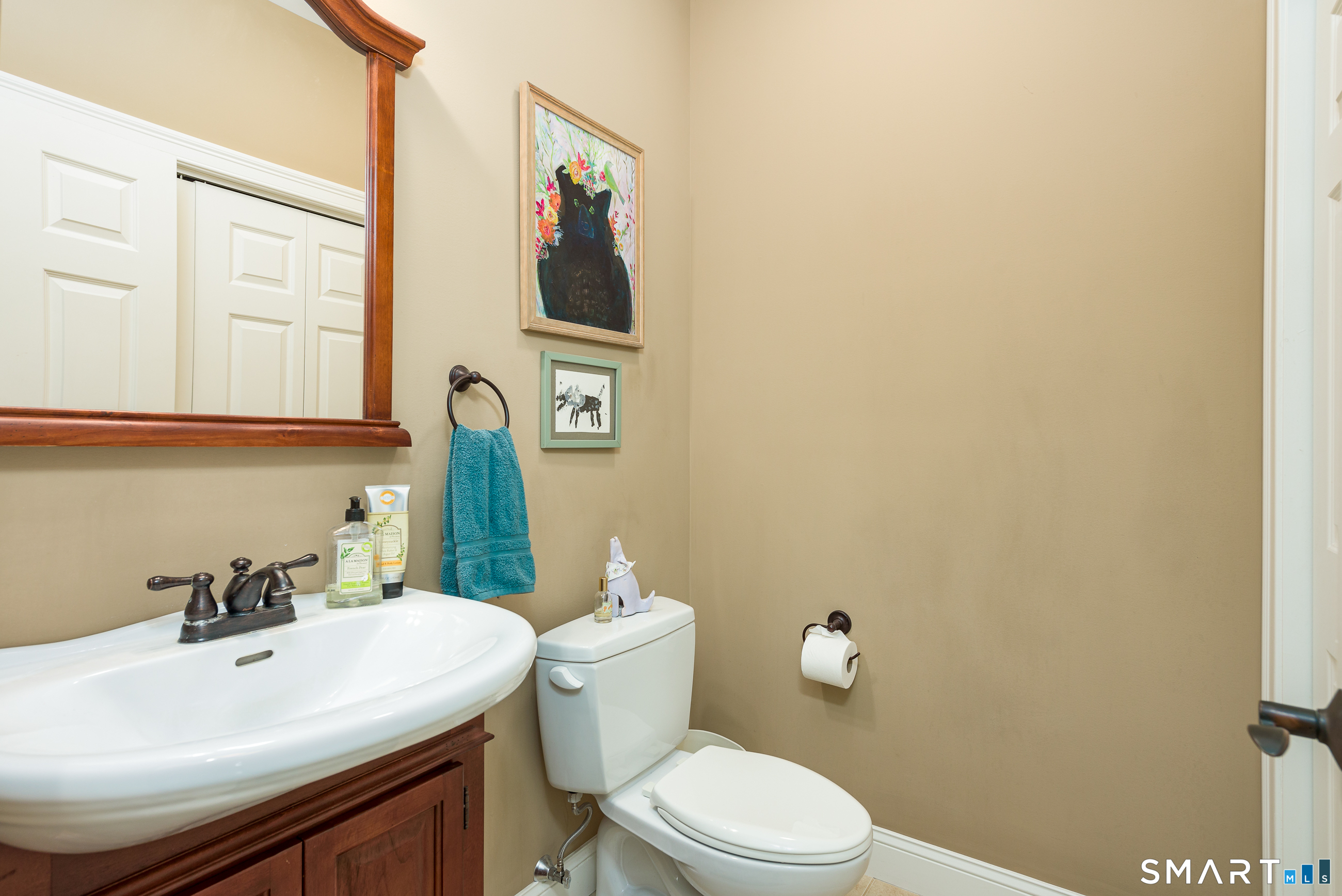8 Greendale Drive Suffield CT 06078