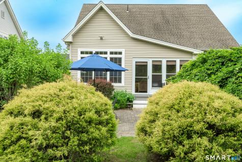 8 Greendale Drive Suffield CT 06078