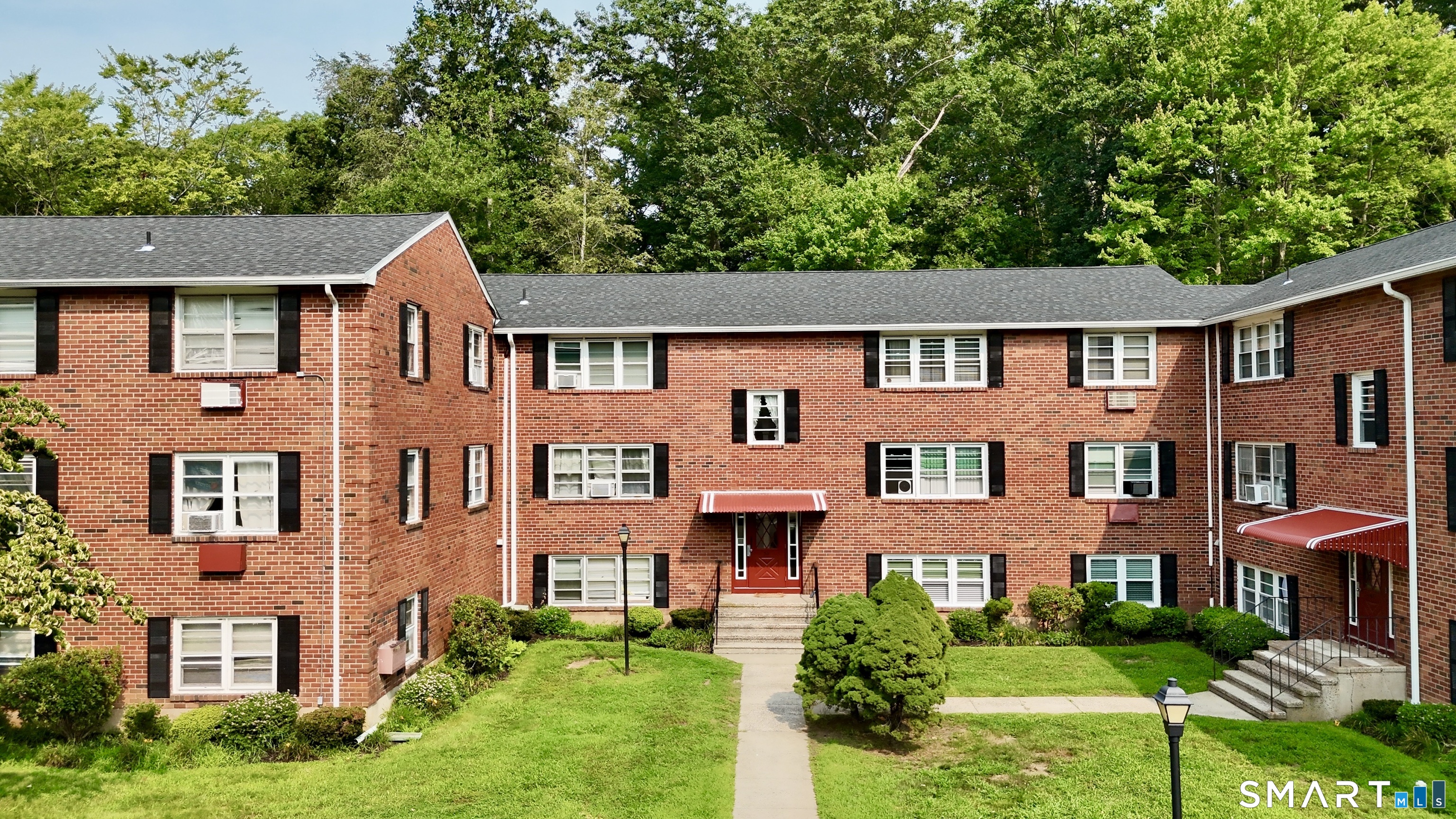 54 Briarwood Lane Branford CT 06405