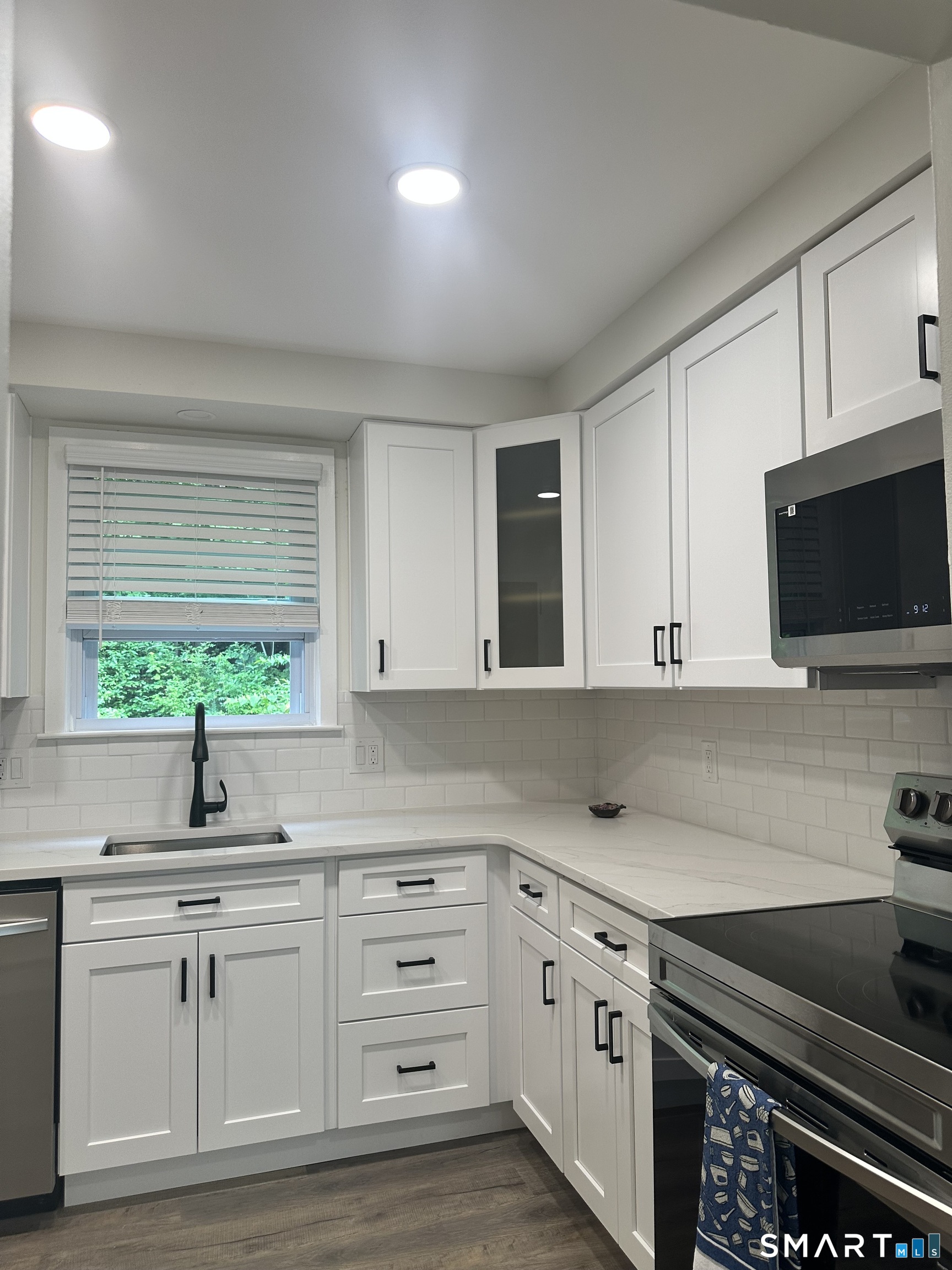 54 Briarwood Lane Branford CT 06405