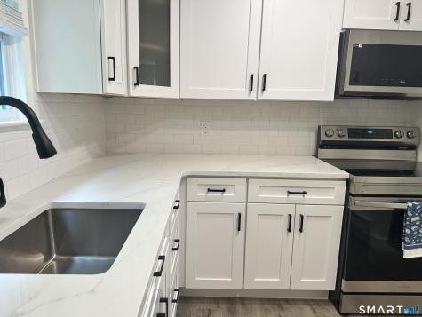 54 Briarwood Lane Branford CT 06405