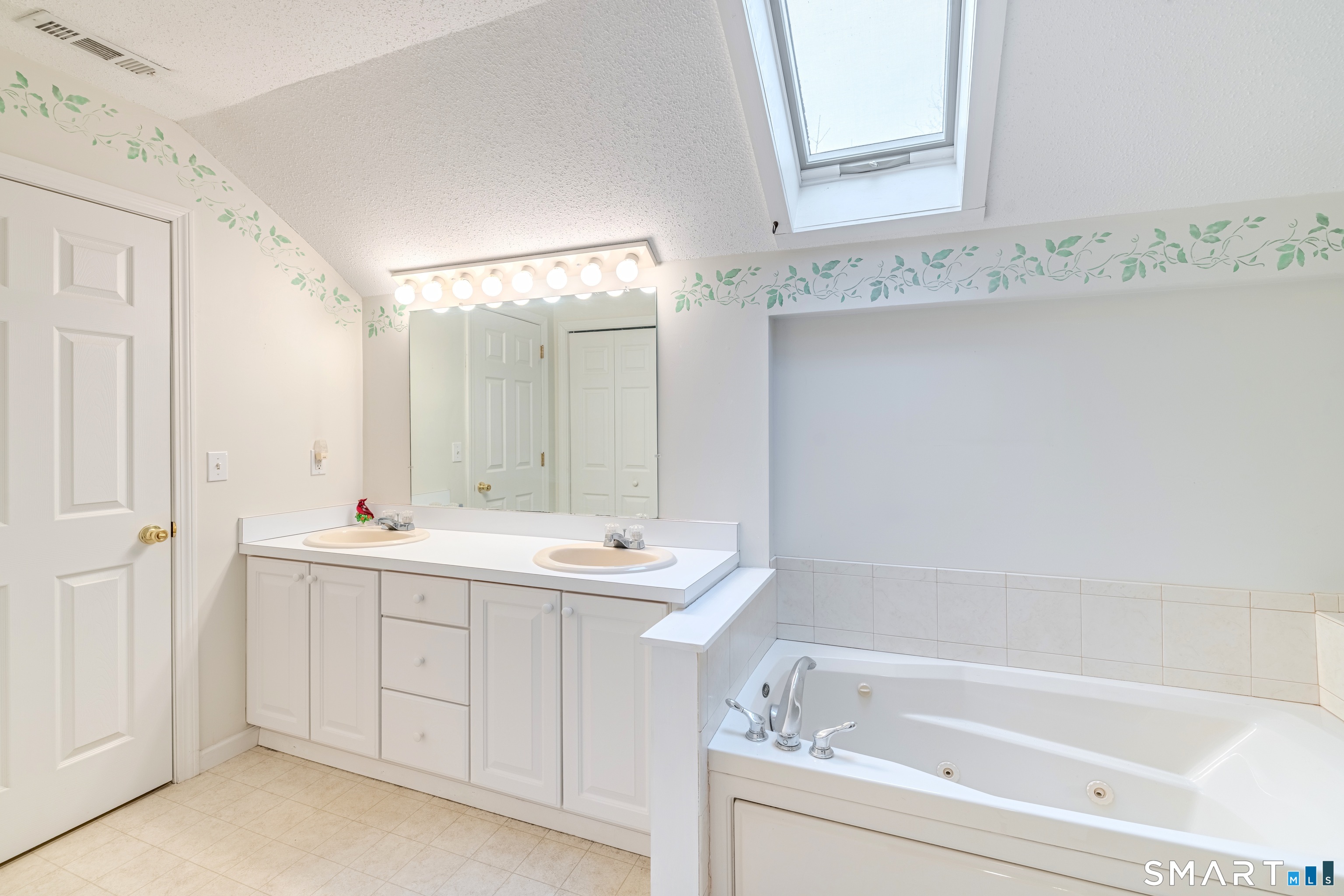 10 Liberty Drive Mansfield CT 06250