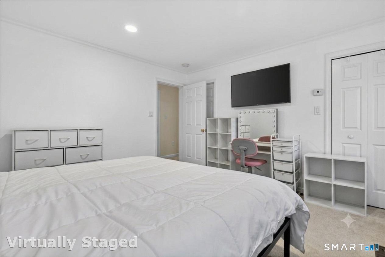 220 Castle Avenue Fairfield CT 06825