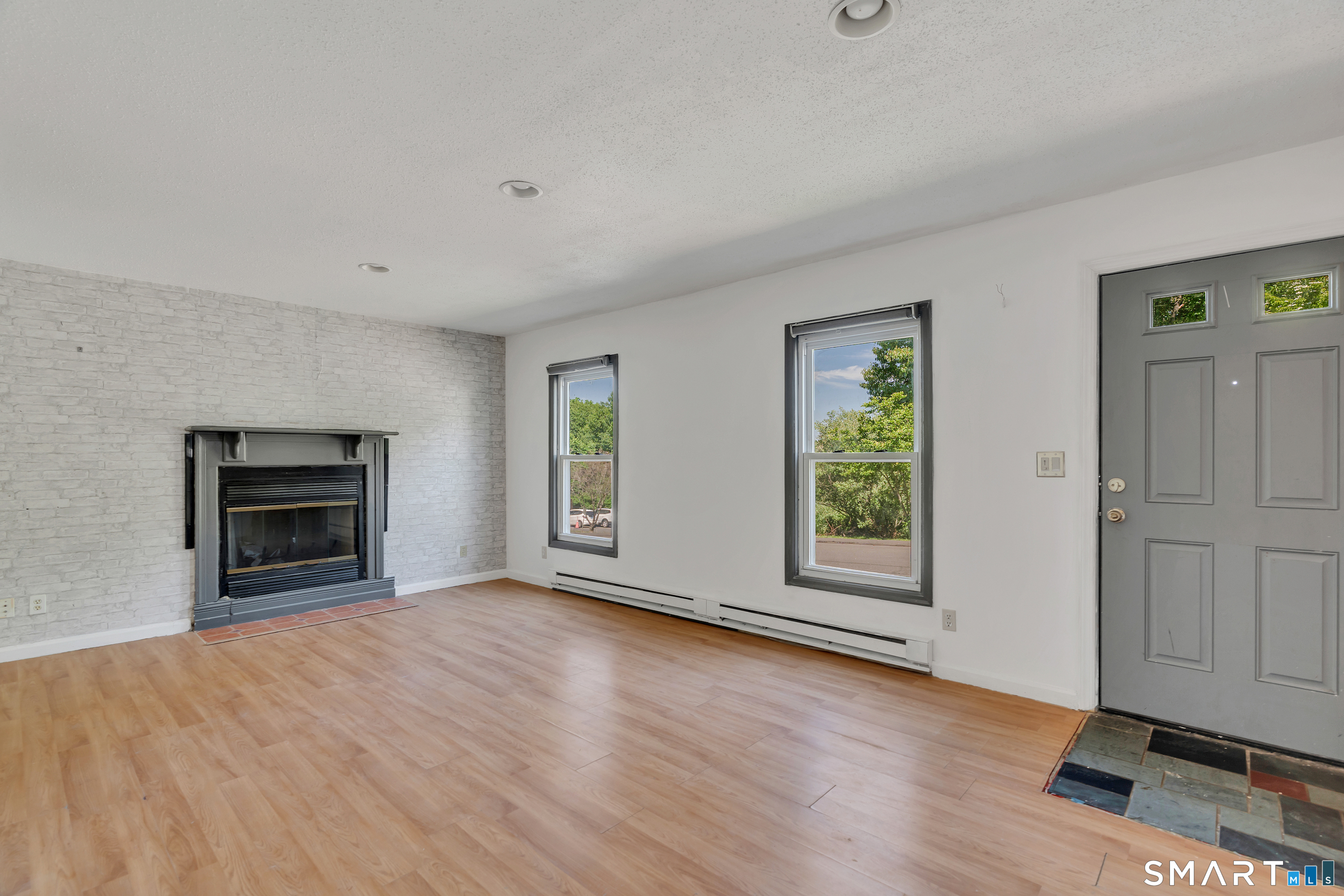 245 Colonial Avenue Waterbury CT 06704