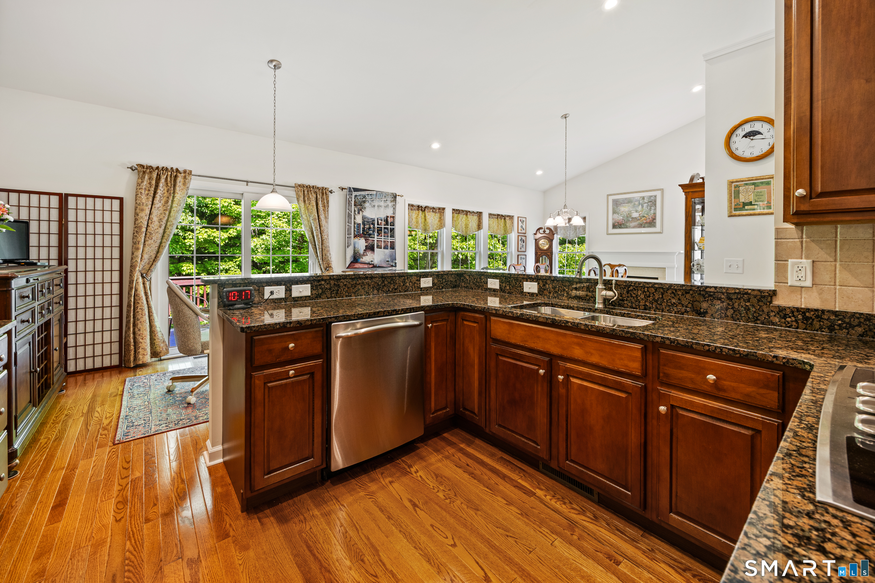 115 Thorn Hollow Road Cheshire CT 06410