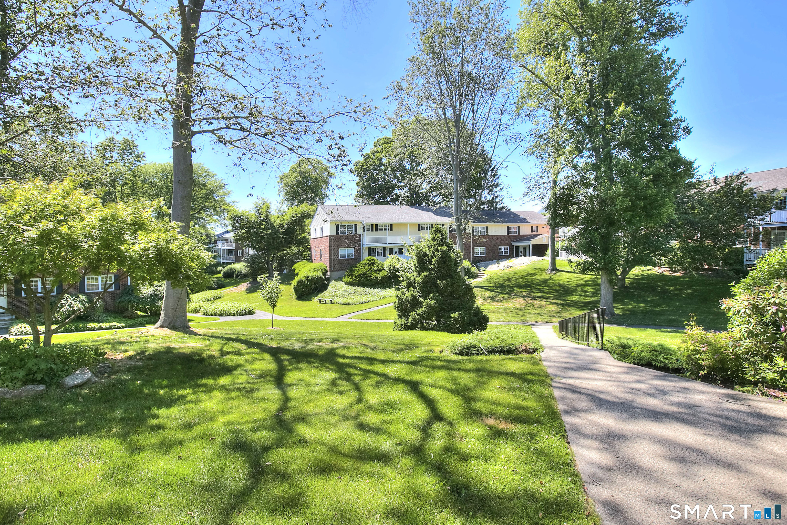 245 Unquowa Road Fairfield CT 06824