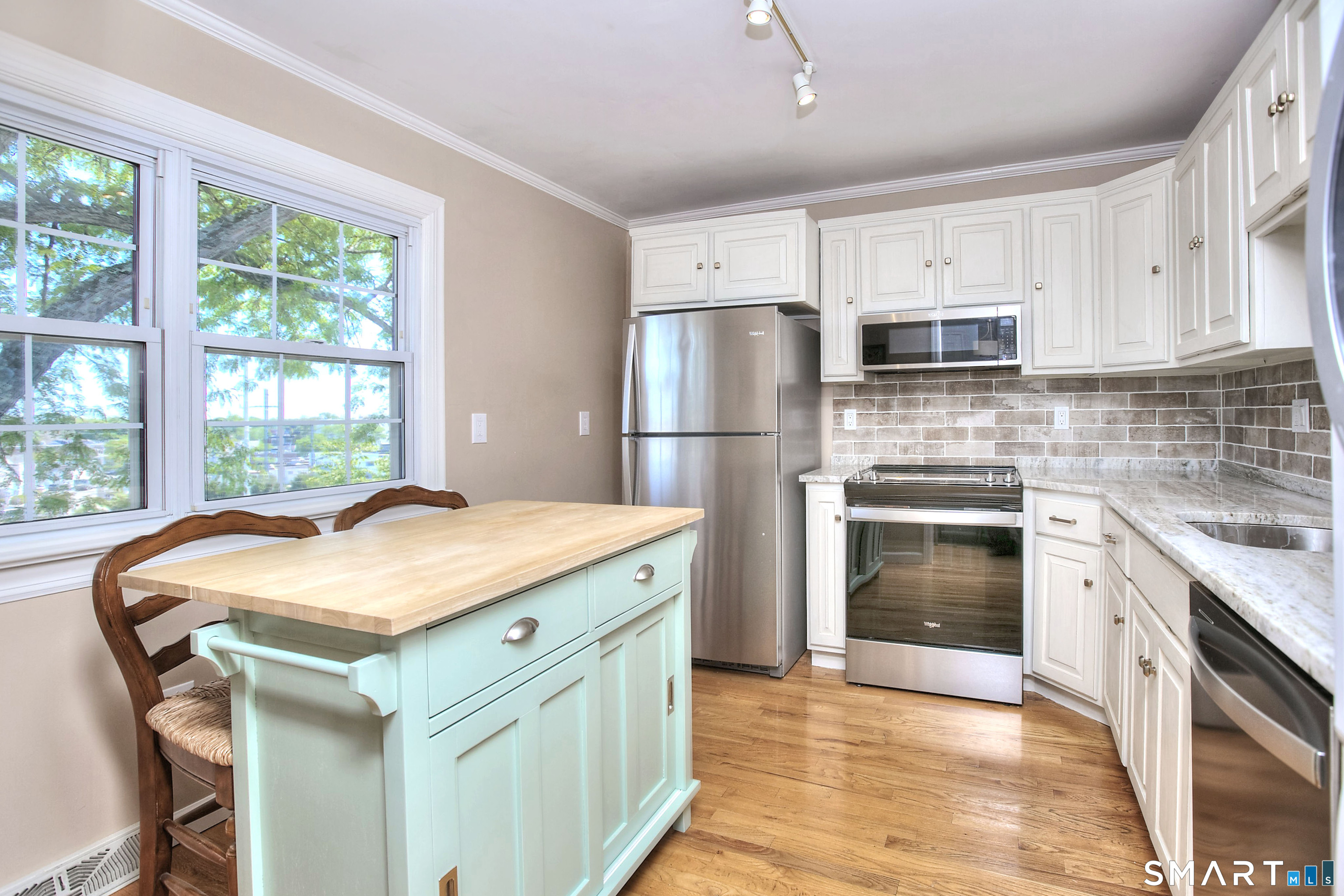 245 Unquowa Road Fairfield CT 06824