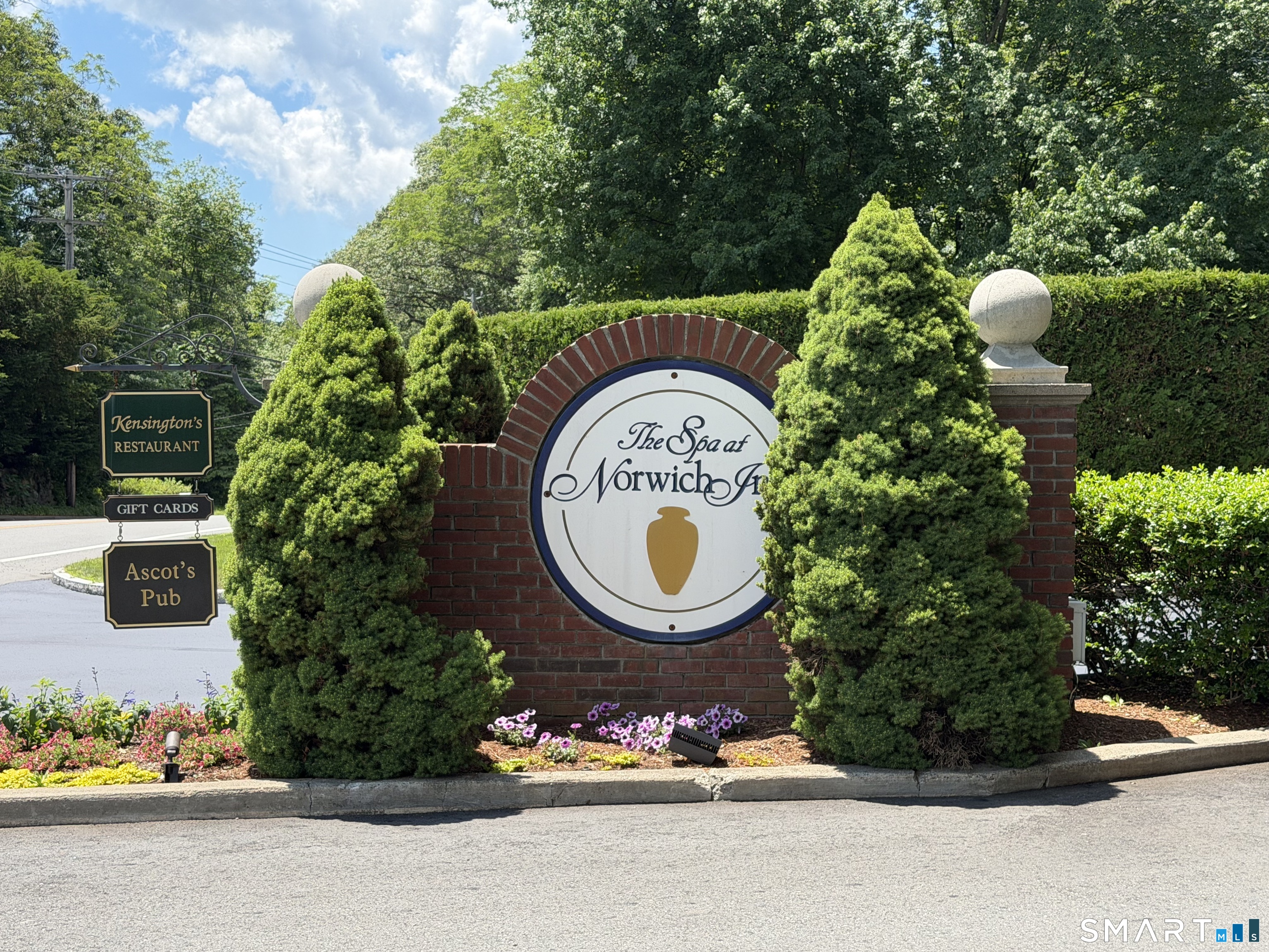 213 Old Pond Lane Norwich CT 06360