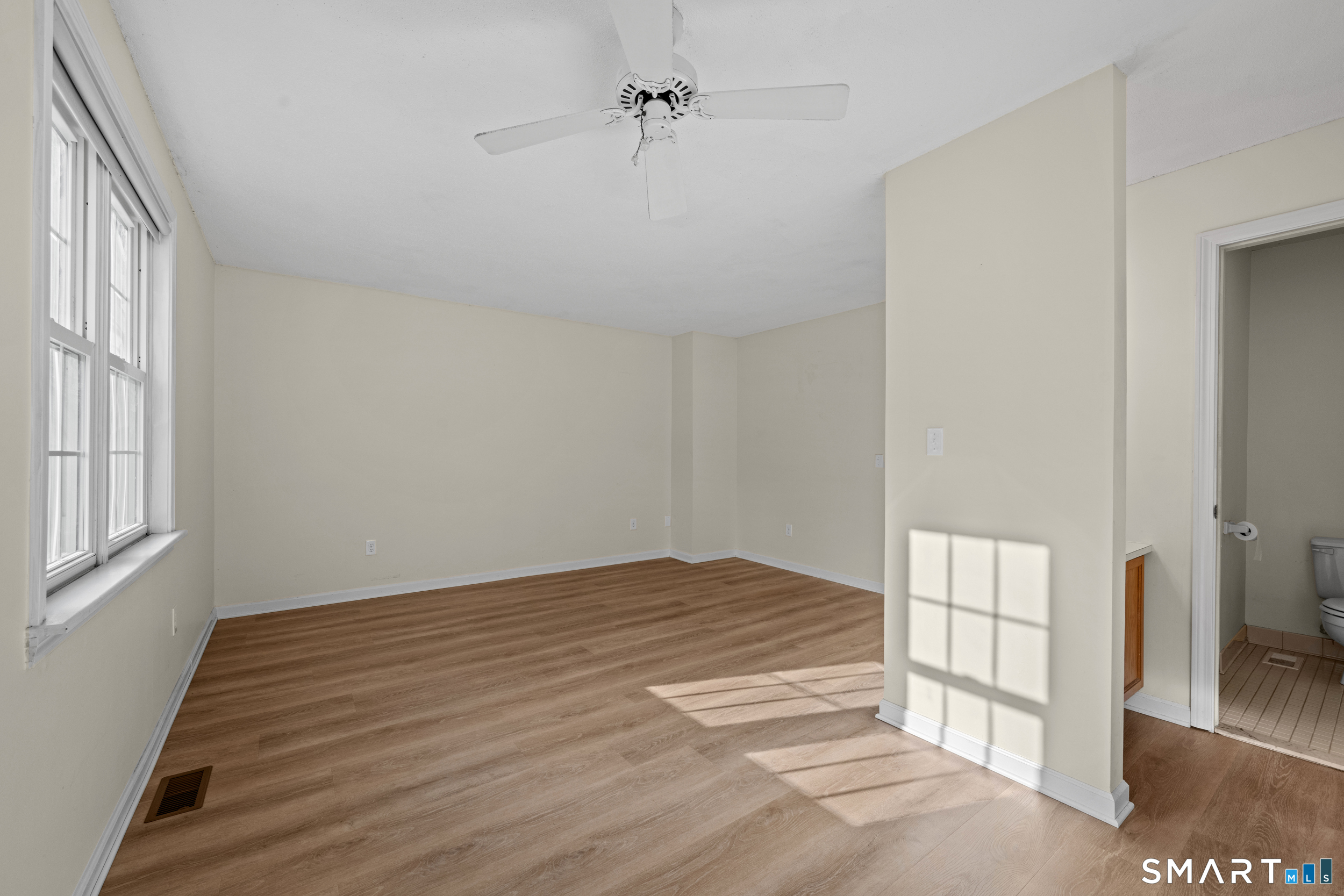 378 Meridian St Extension Groton CT 06340