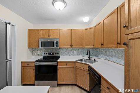 378 Meridian St Extension Groton CT 06340