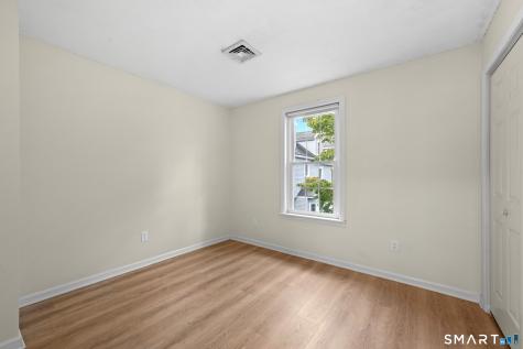 378 Meridian St Extension Groton CT 06340