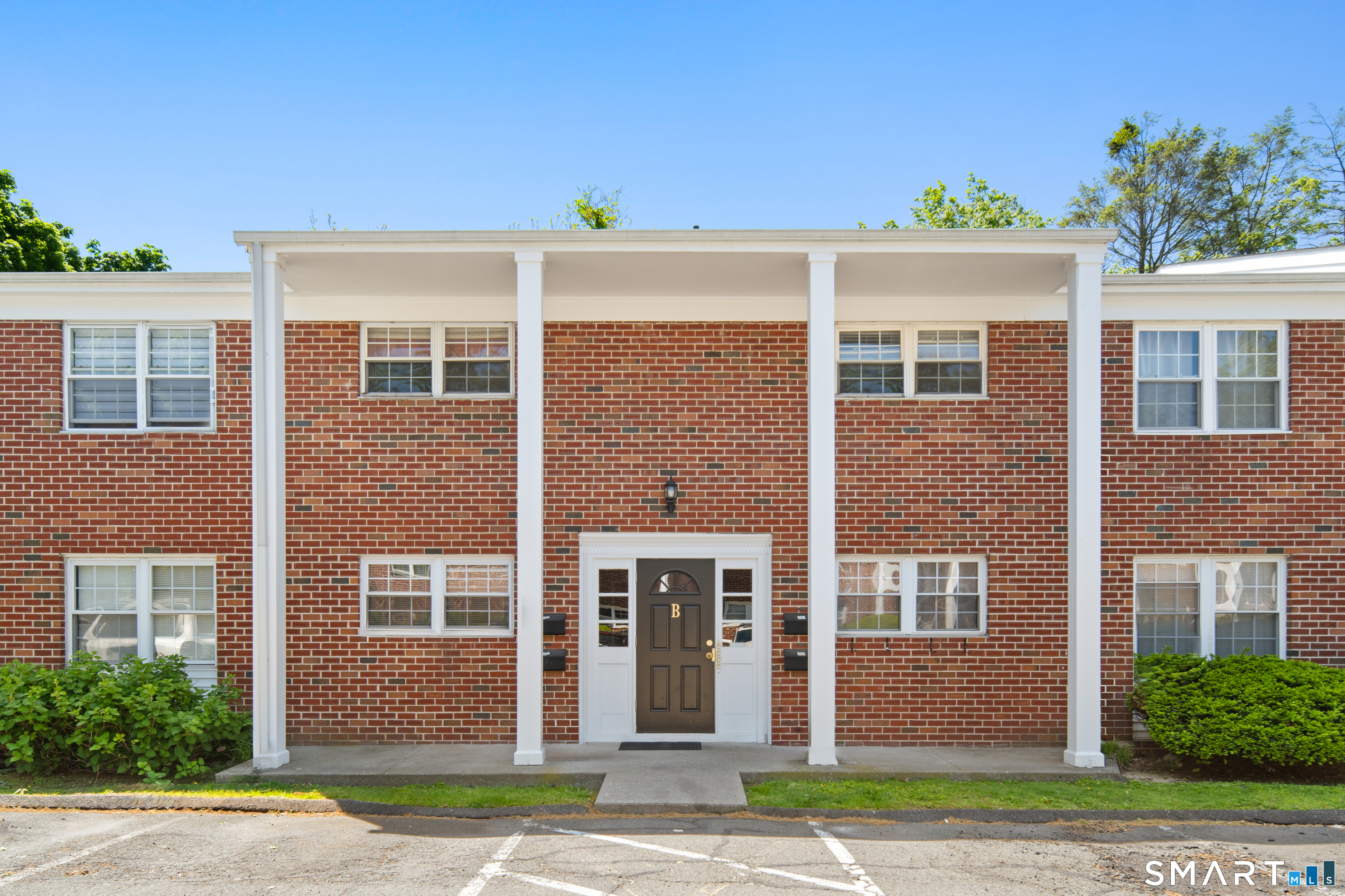 125 Lawn Avenue Stamford CT 06902