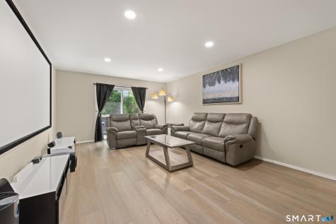 125 Lawn Avenue Stamford CT 06902