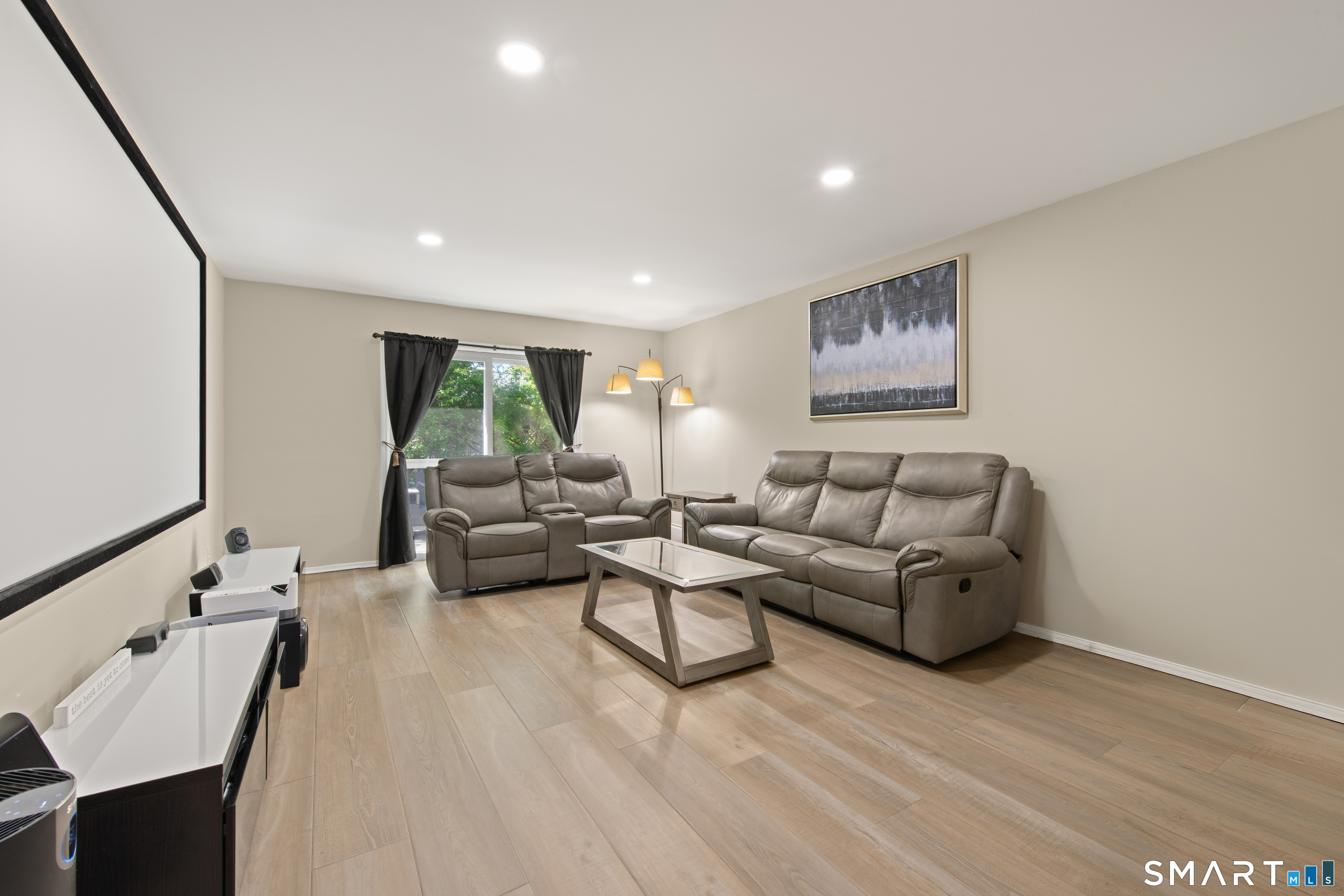 125 Lawn Avenue Stamford CT 06902