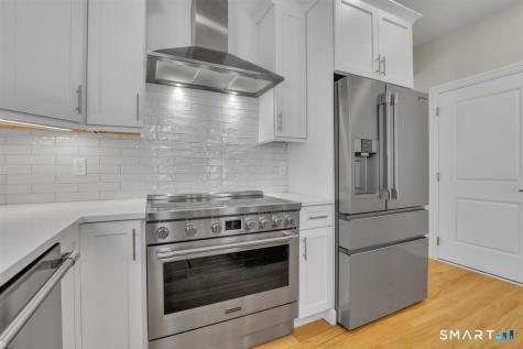48 Soderman Way Cheshire CT 06410