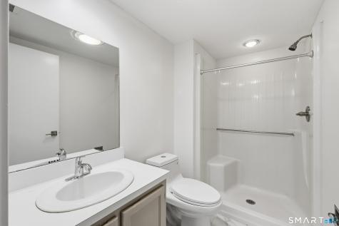 18 Sycamore Lane Avon CT 06001