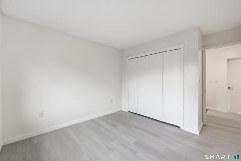 18 Sycamore Lane Avon CT 06001