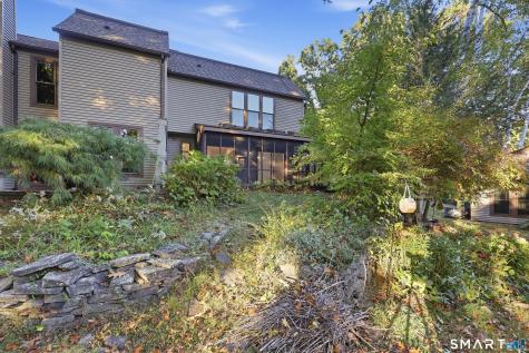 18 Sycamore Lane Avon CT 06001