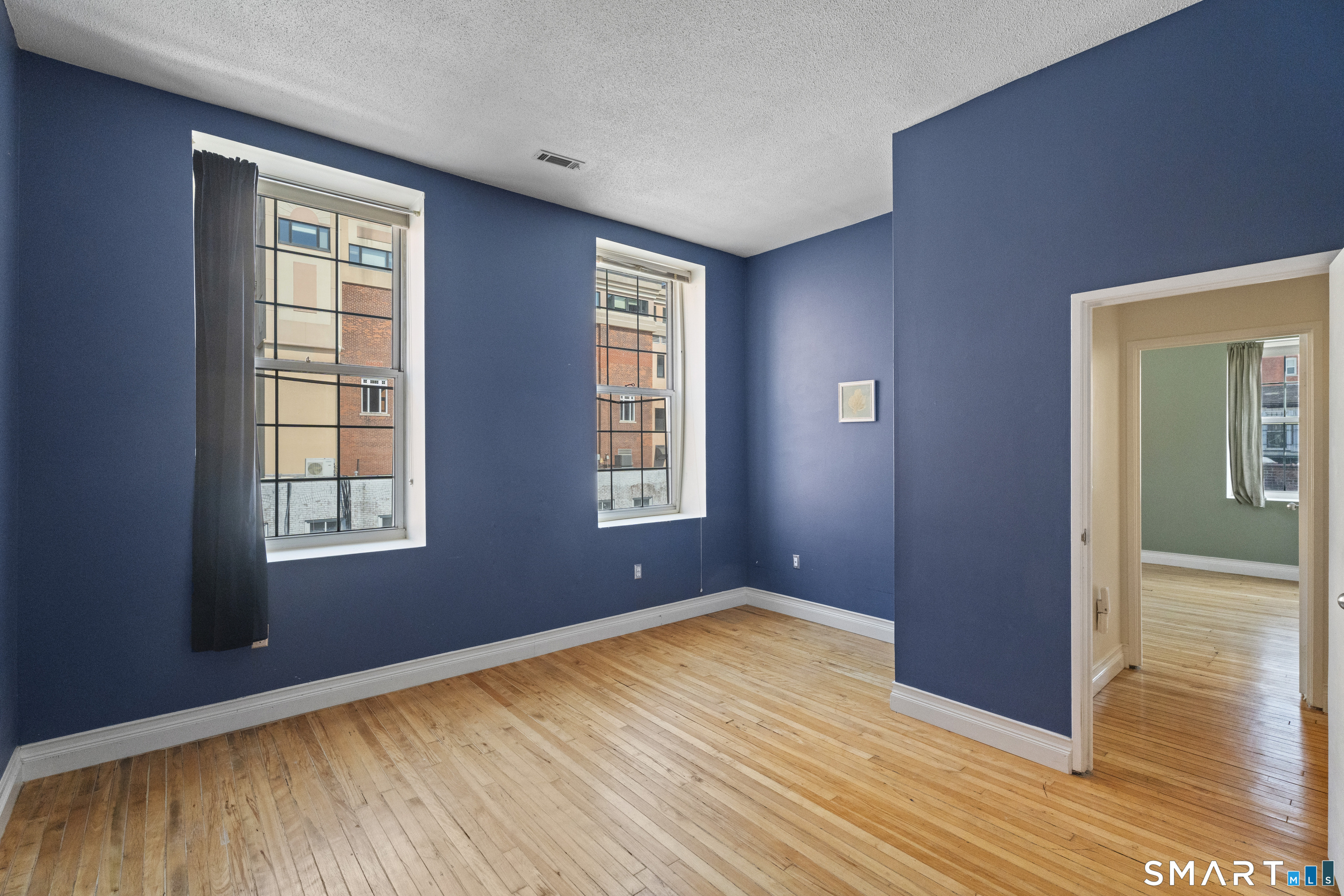 196 Crown Street New Haven CT 06510