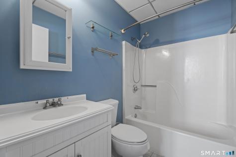 196 Crown Street New Haven CT 06510