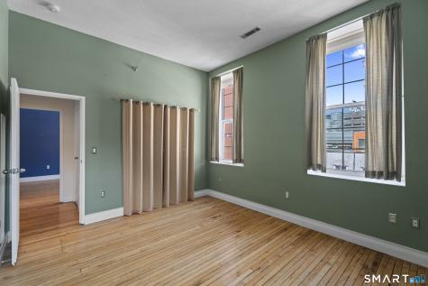 196 Crown Street New Haven CT 06510