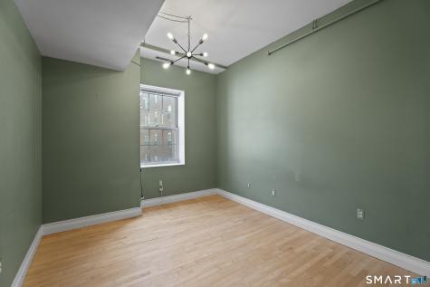 196 Crown Street New Haven CT 06510