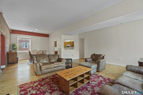 196 Crown Street New Haven CT 06510