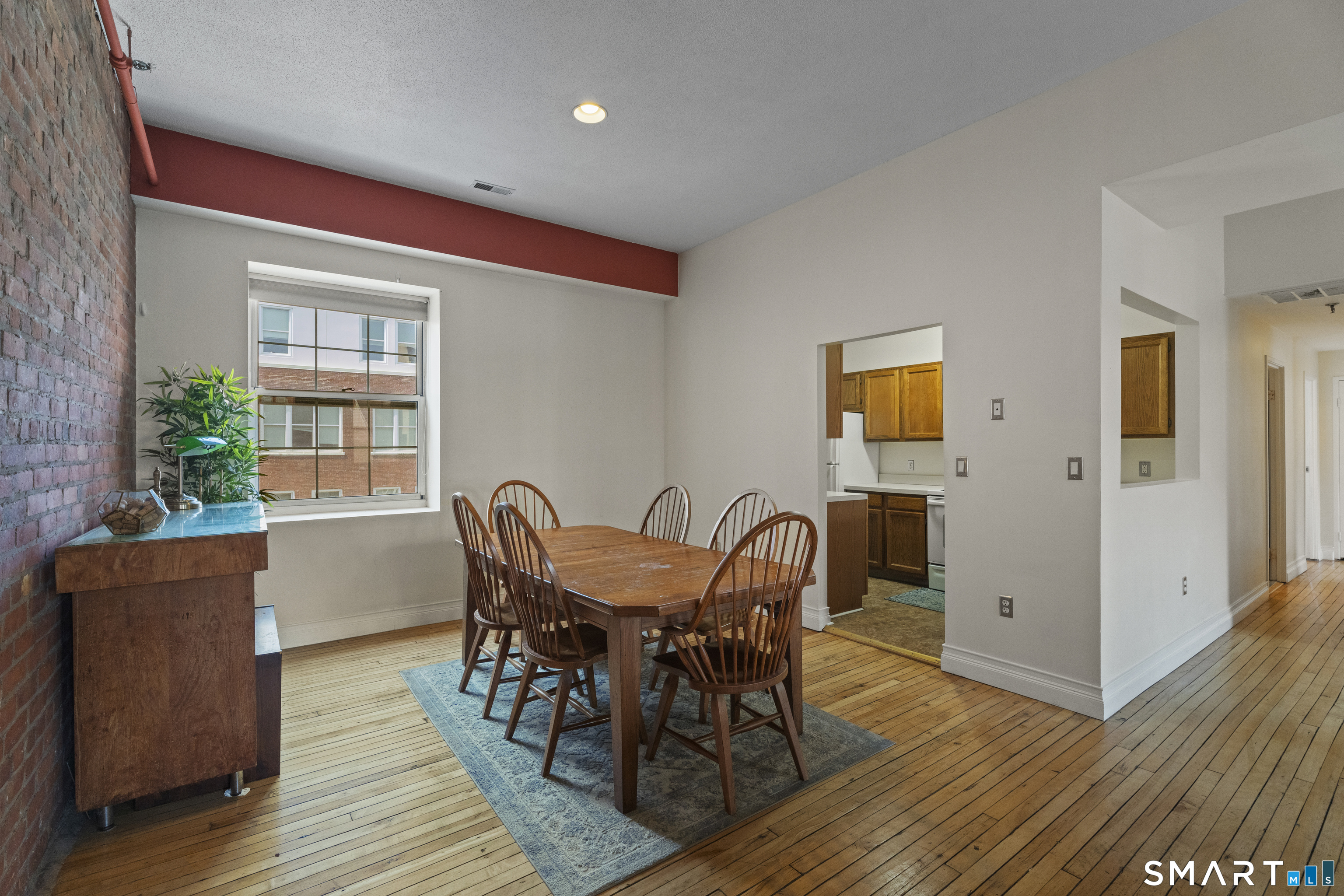 196 Crown Street New Haven CT 06510