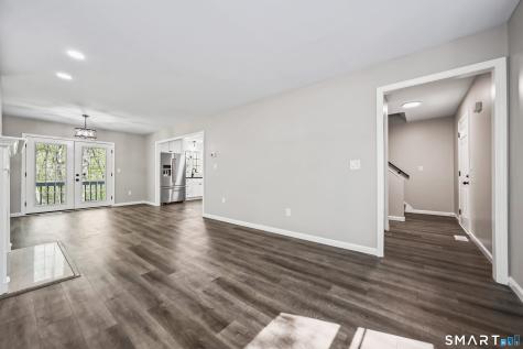 371 Dunfey Lane Windsor CT 06095