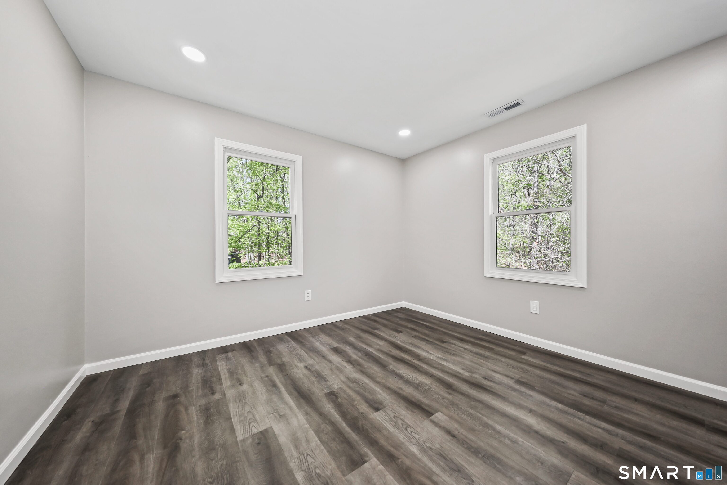 371 Dunfey Lane Windsor CT 06095