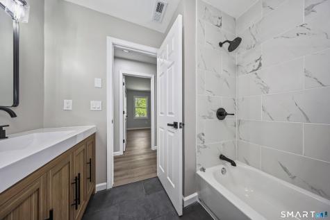 371 Dunfey Lane Windsor CT 06095