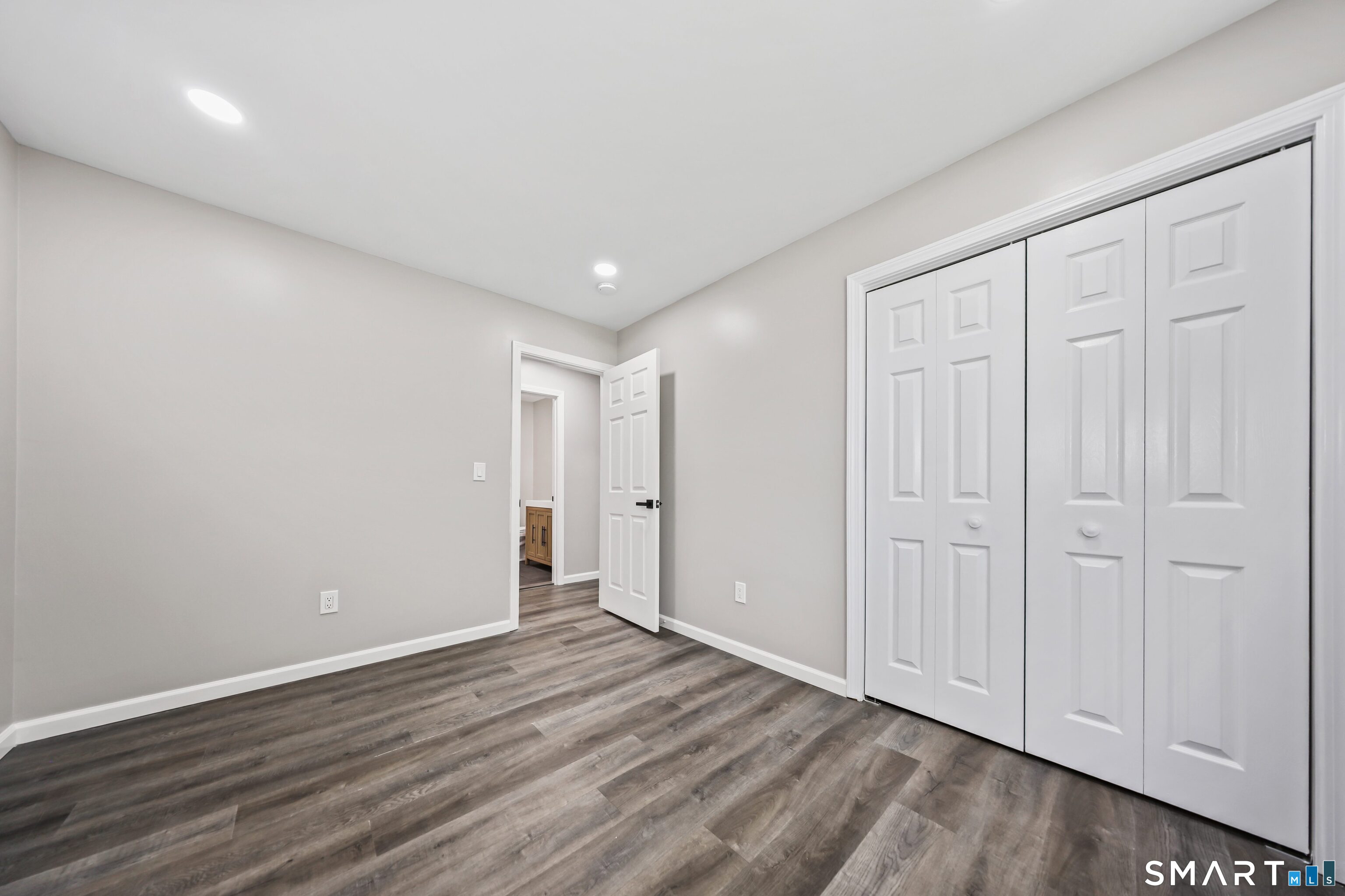 371 Dunfey Lane Windsor CT 06095