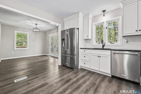 371 Dunfey Lane Windsor CT 06095