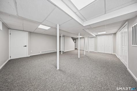371 Dunfey Lane Windsor CT 06095