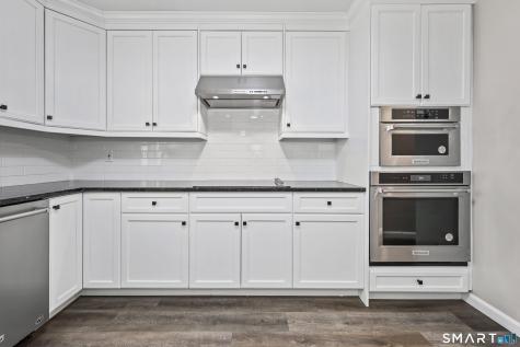 371 Dunfey Lane Windsor CT 06095