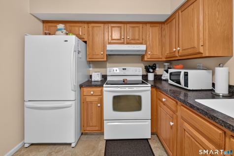 24 Manorwood Drive Branford CT 06405