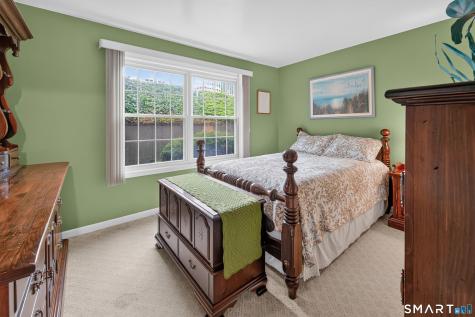 24 Manorwood Drive Branford CT 06405