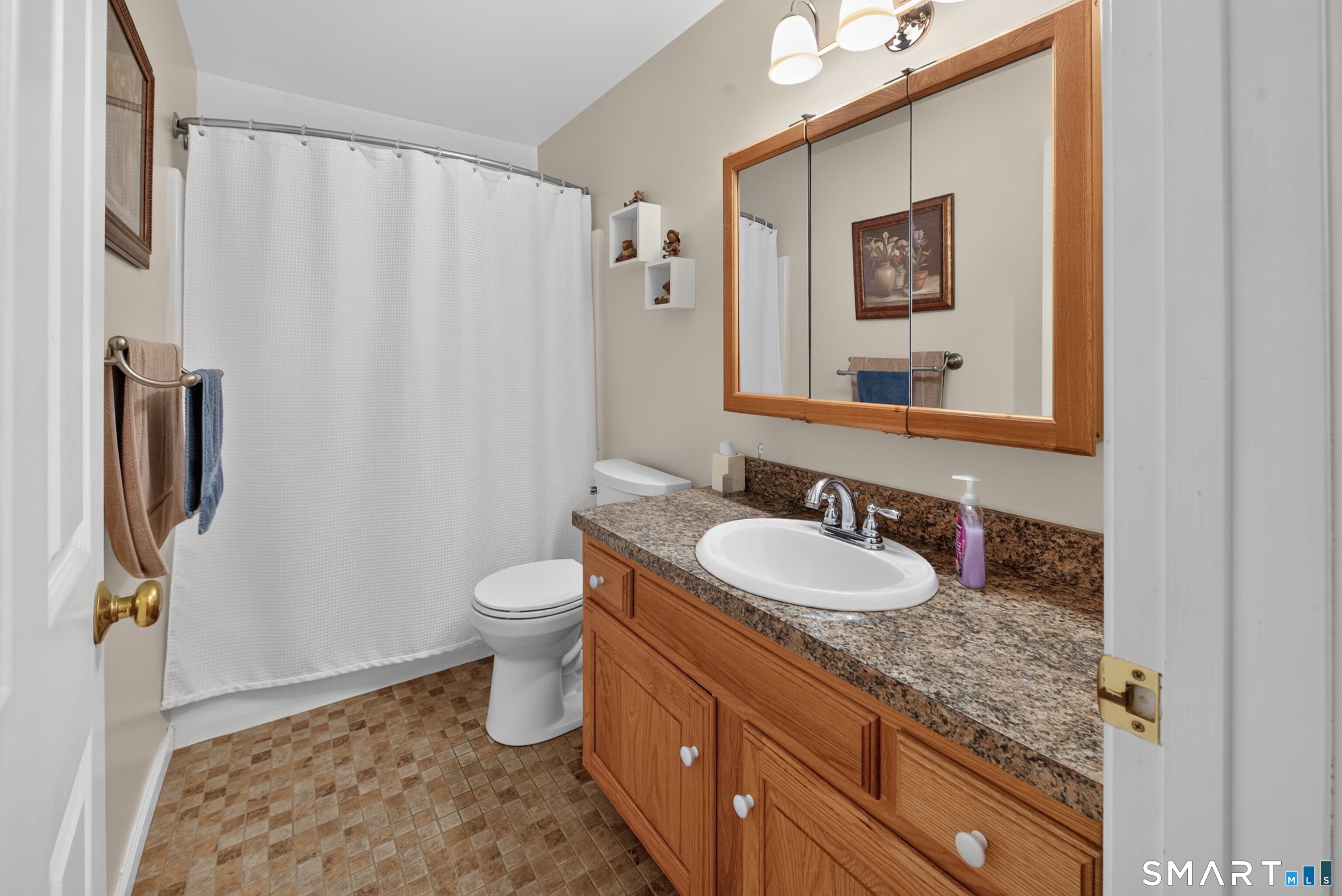 24 Manorwood Drive Branford CT 06405