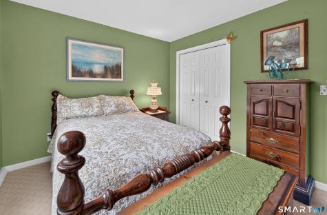 24 Manorwood Drive Branford CT 06405