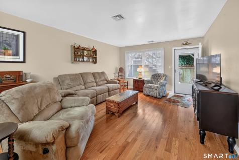 24 Manorwood Drive Branford CT 06405