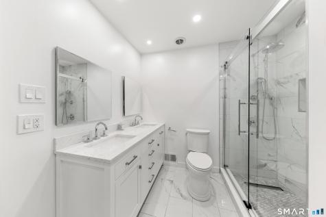 289 New Norwalk Road New Canaan CT 06840