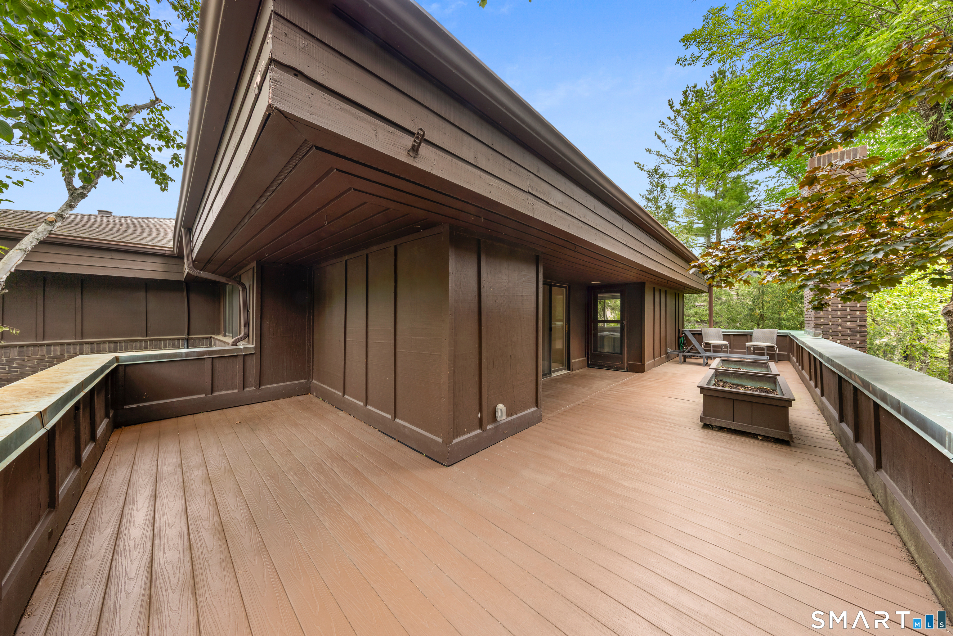289 New Norwalk Road New Canaan CT 06840