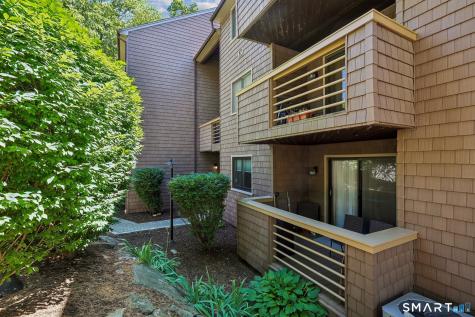 166 Old Brookfield Road Danbury CT 06811