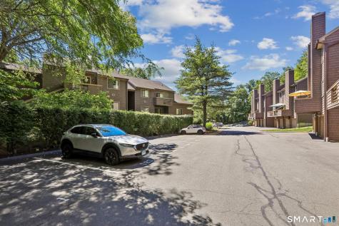 166 Old Brookfield Road Danbury CT 06811