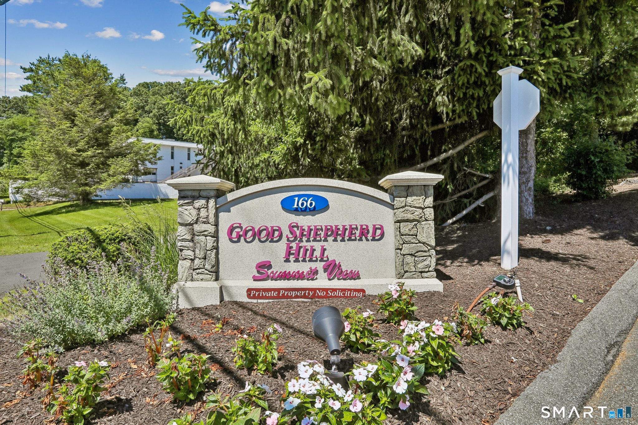 166 Old Brookfield Road Danbury CT 06811