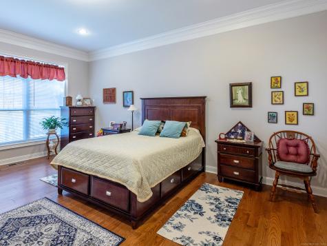 1 Blossom Court New Milford CT 06776