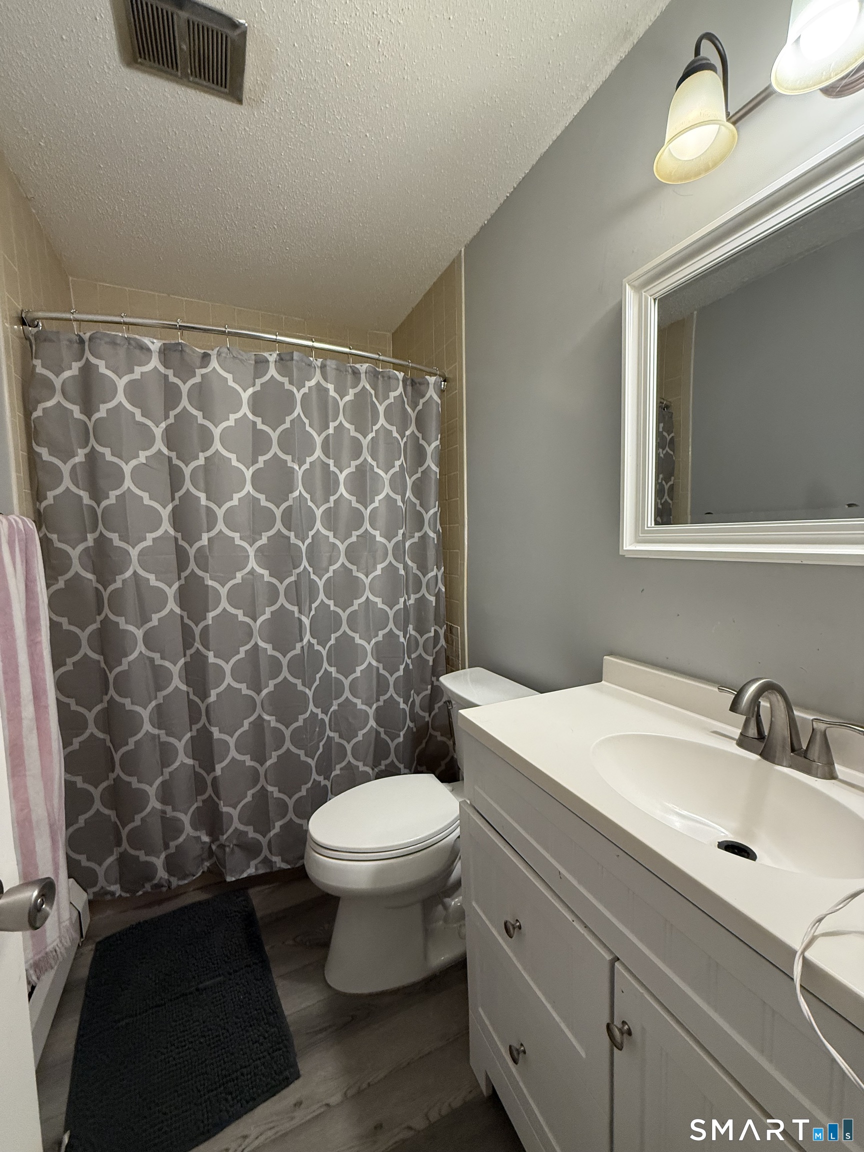 136 High Path Road Windsor CT 06095