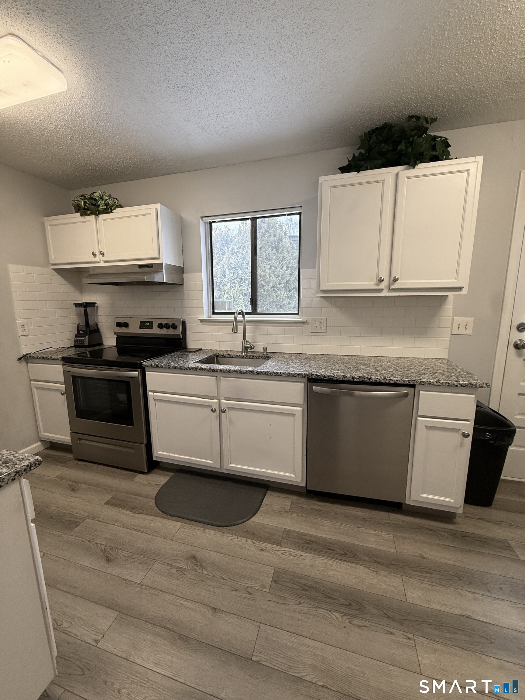 136 High Path Road Windsor CT 06095