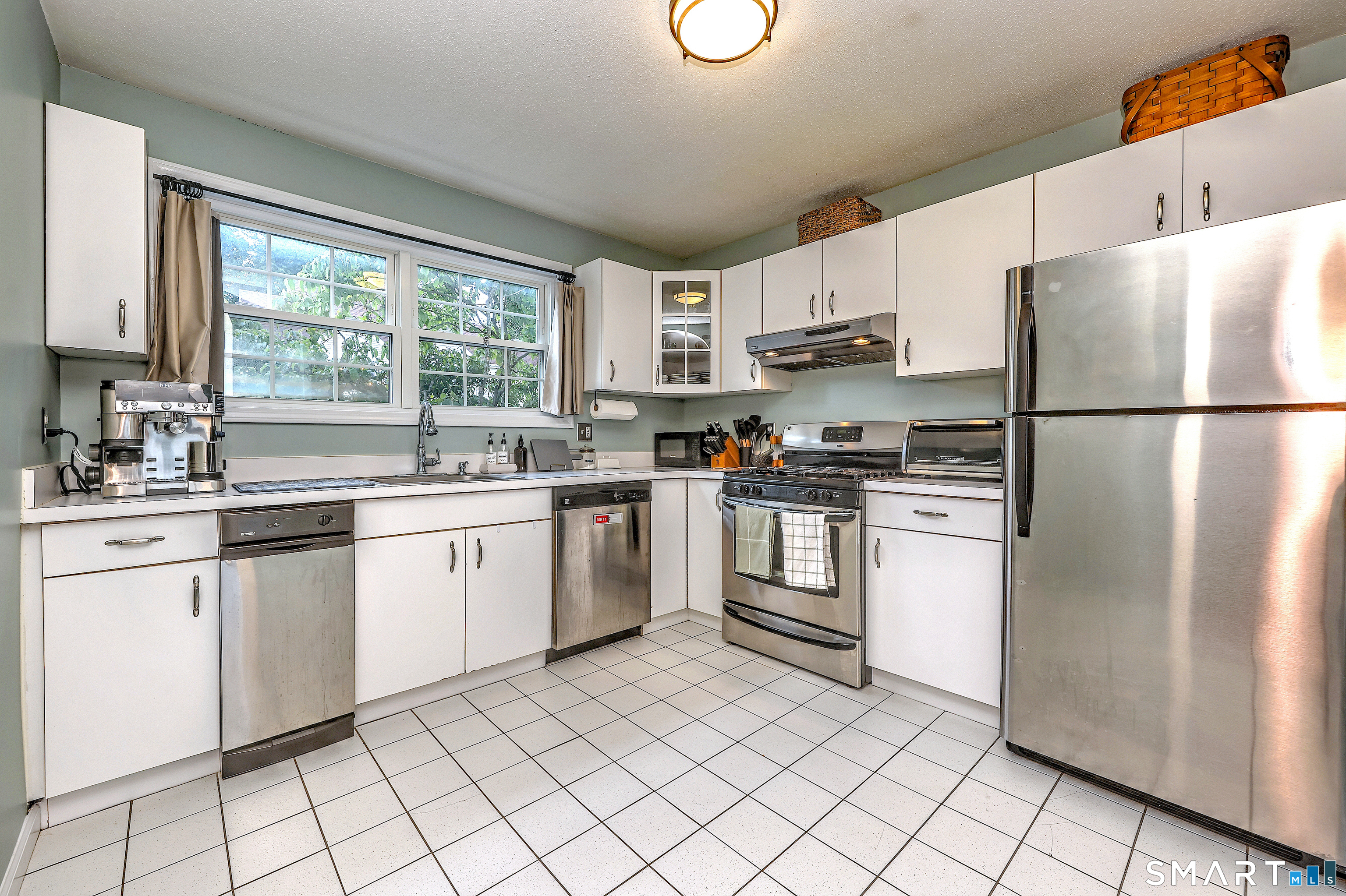 2390 State Street Hamden CT 06517