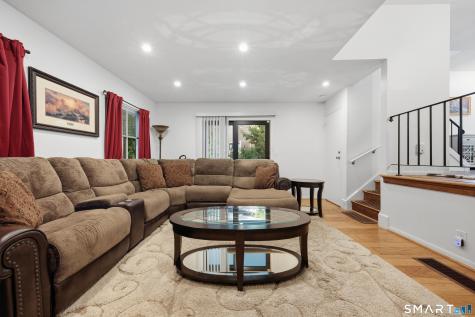 30 Stonegate Circle Branford CT 06405